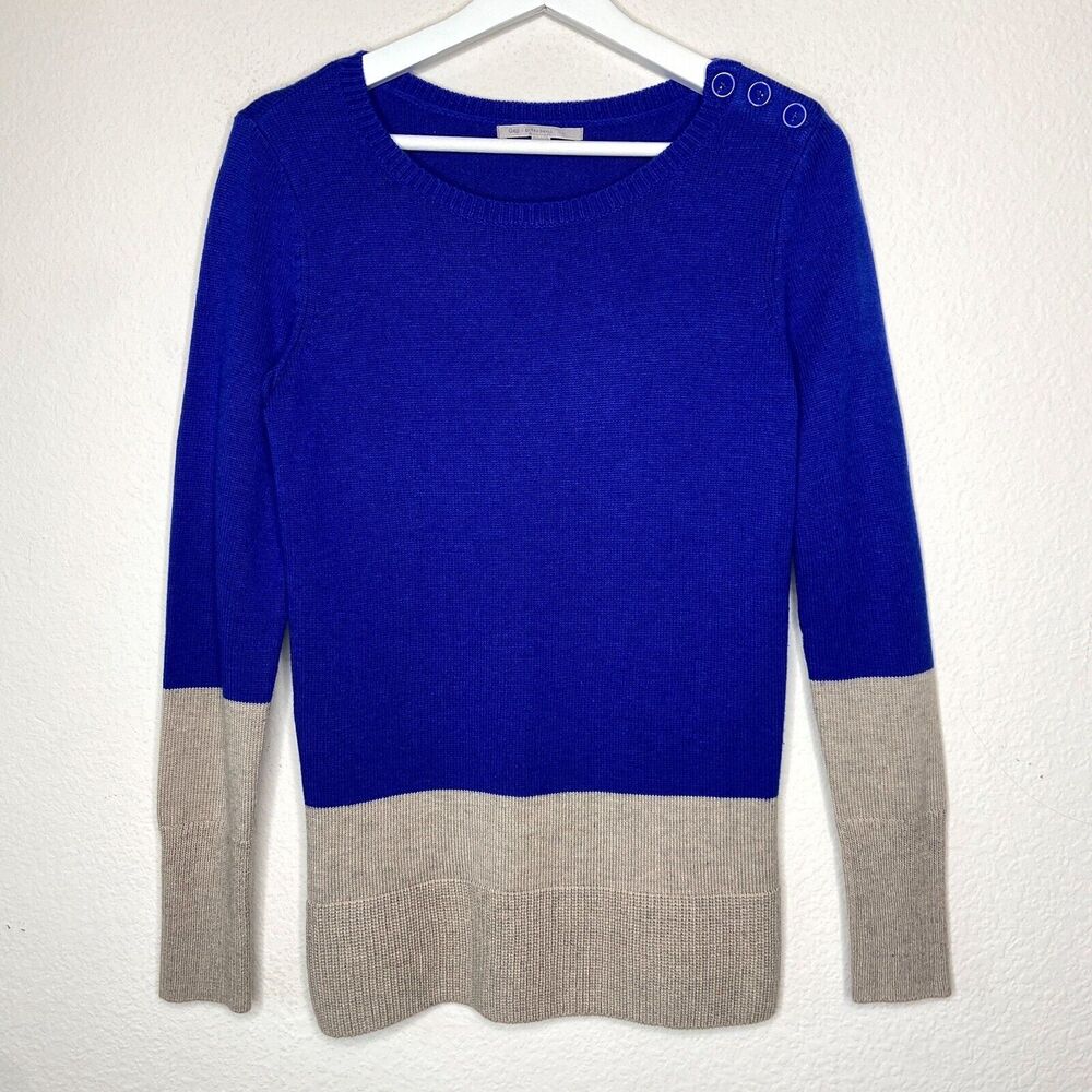 GAP Blue and Taupe Button Shoulder Color Block Sweater XS